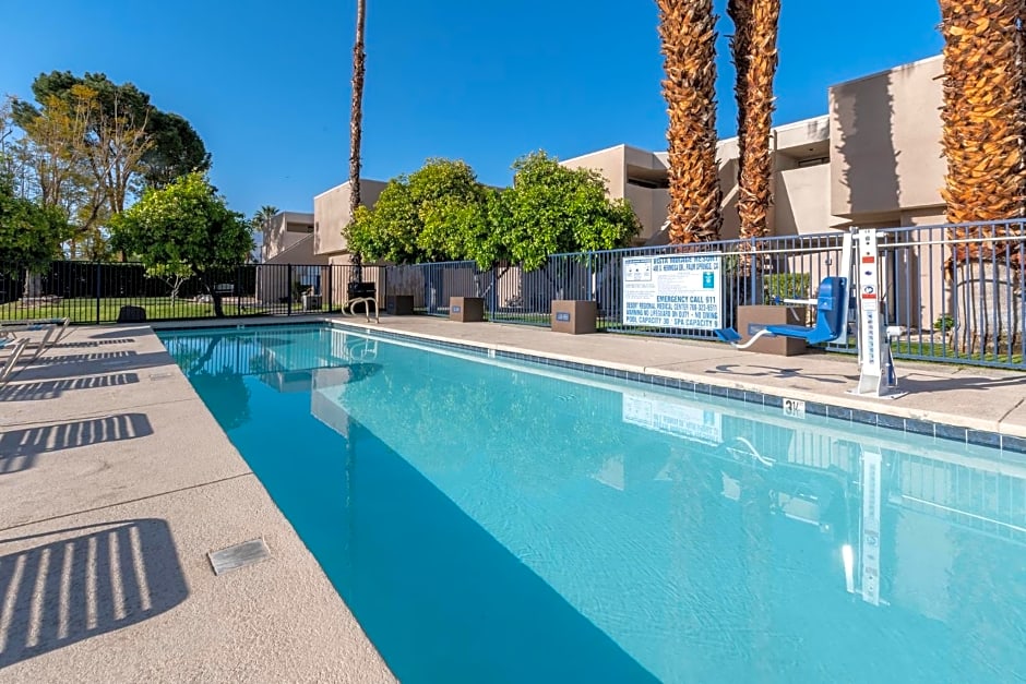 Vista Mirage Resort
