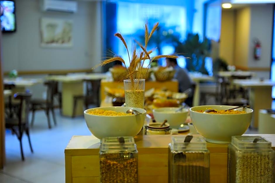 Tri Hotel & Flat Caxias Caxias