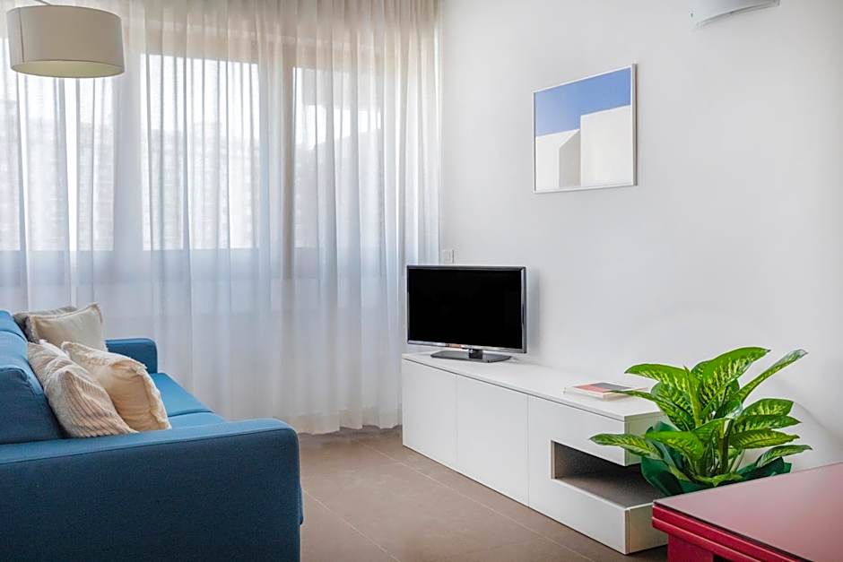 Marbela Apartments & Suites