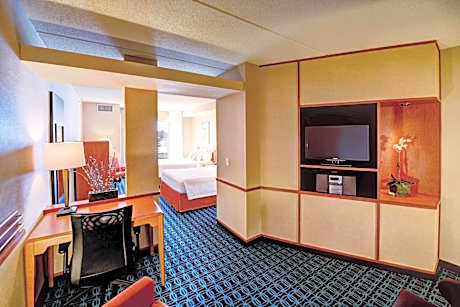 Larger Guest Room 2 Queen, Sofa bed