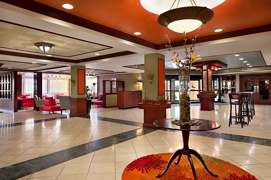 Wyndham Garden Hotel Newark Airport