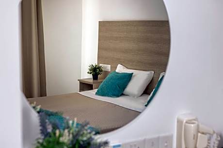 Twin/ Double Inland View