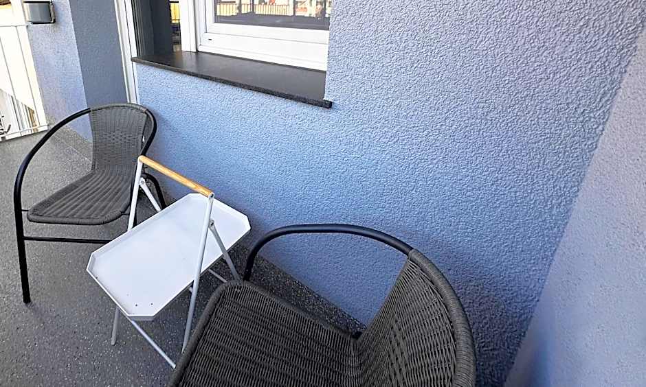 VAZ Apartments Birkenweiher für Monteure und Fachkräfte, WLAN,TV, Küche, 4-8 Personen