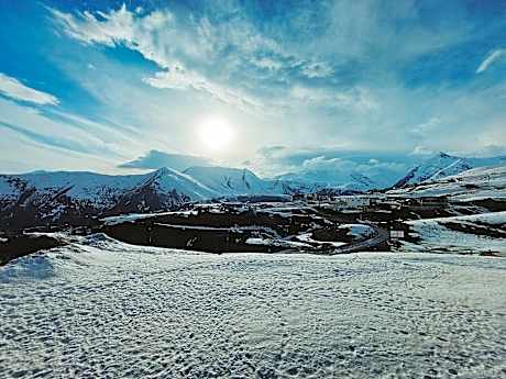 Gudauri Ski Resort - Alpic Apartments