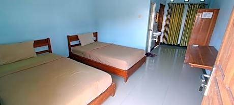 Twin Bed Room