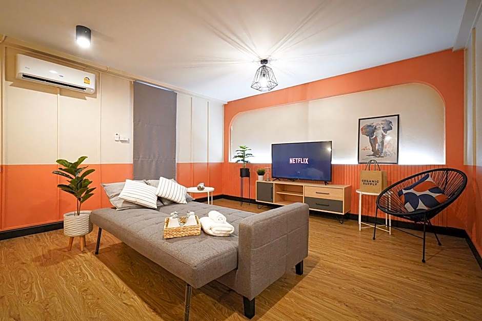 Saffron Hill Bangkok