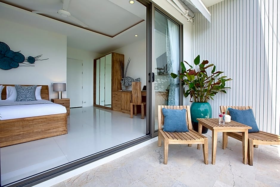 Shades Of Blue Villa