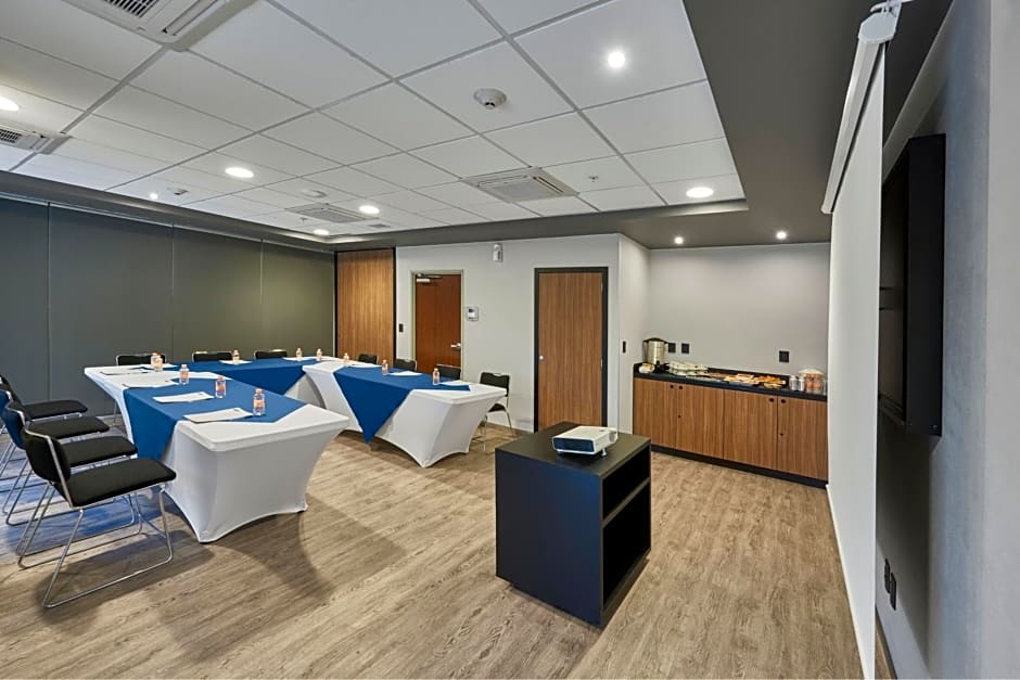 City Express Plus by Marriott Leon Centro de Convenciones