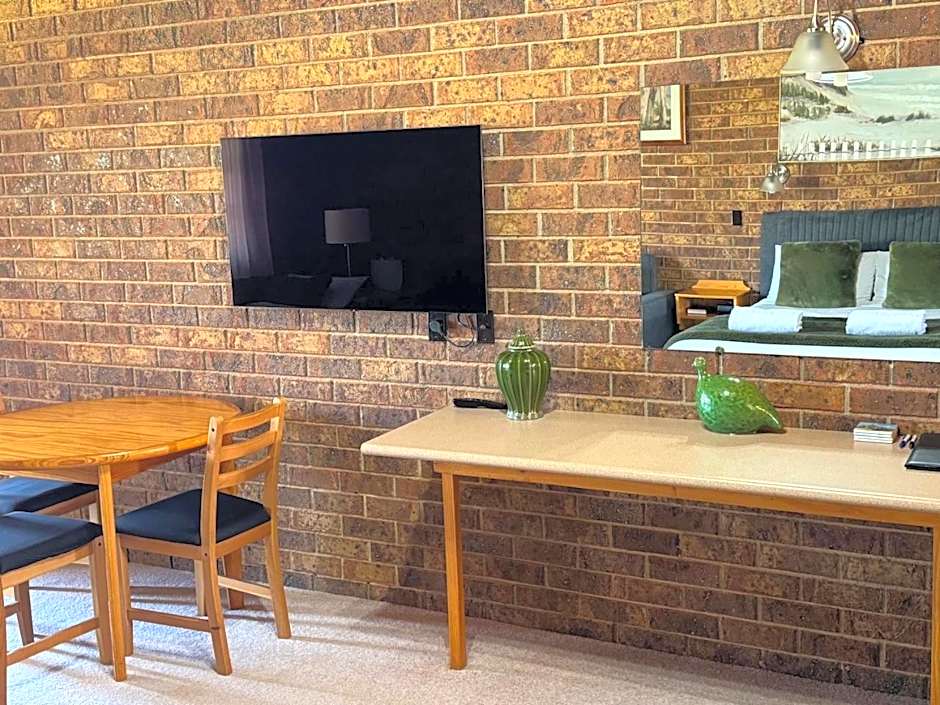 Coonawarra Place Motor Inn