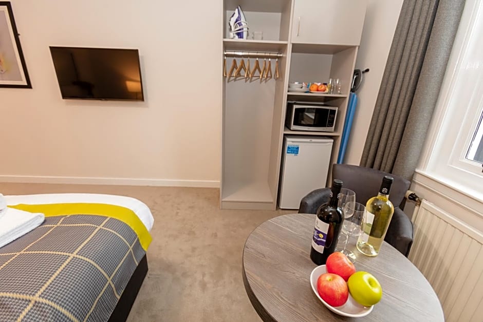 The Dalkeith Hotel by Pillow