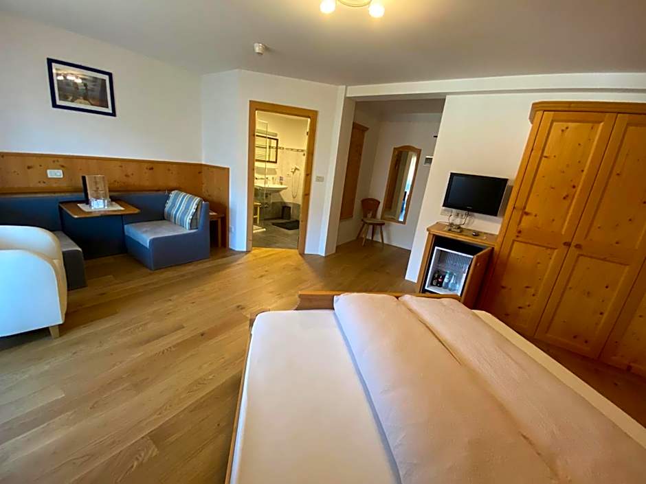 Garni Residence Trocker