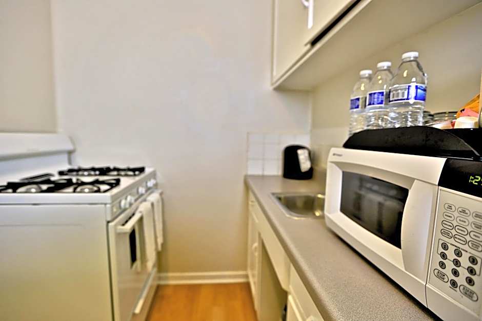 Beach Bungalow Inn And Suites