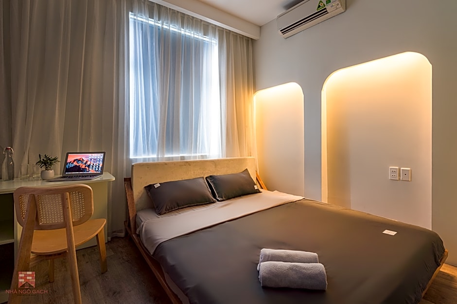 Nha Ngo Gach – Hanoi, NY