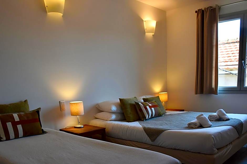 Hôtel Restaurant Petra Cinta