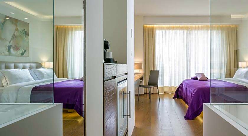 O Monot Luxury Boutique Hotel