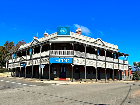 Duke's Inn