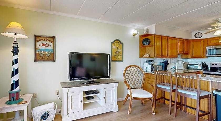 Marigot Beach Suites