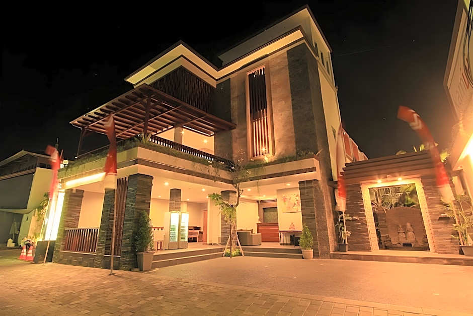 Kamini Legian Hotel