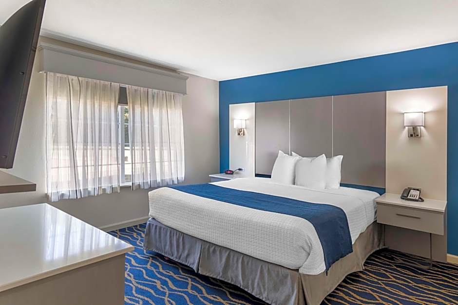 Best Western Plus Lake Lanier Gainesville Hotel & Suites