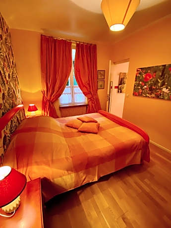 Superior Double Room with Courtyard View (2nd floor)