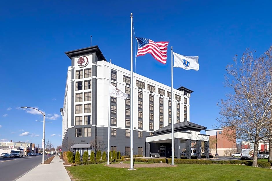 DoubleTree by Hilton Boston Logan Airport Chelsea