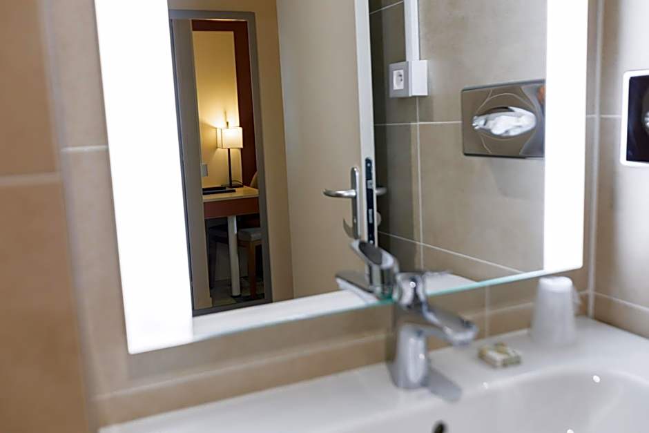 Hotel Des Remparts Lyon Perrache