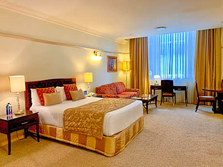 Deluxe Hotel Room
