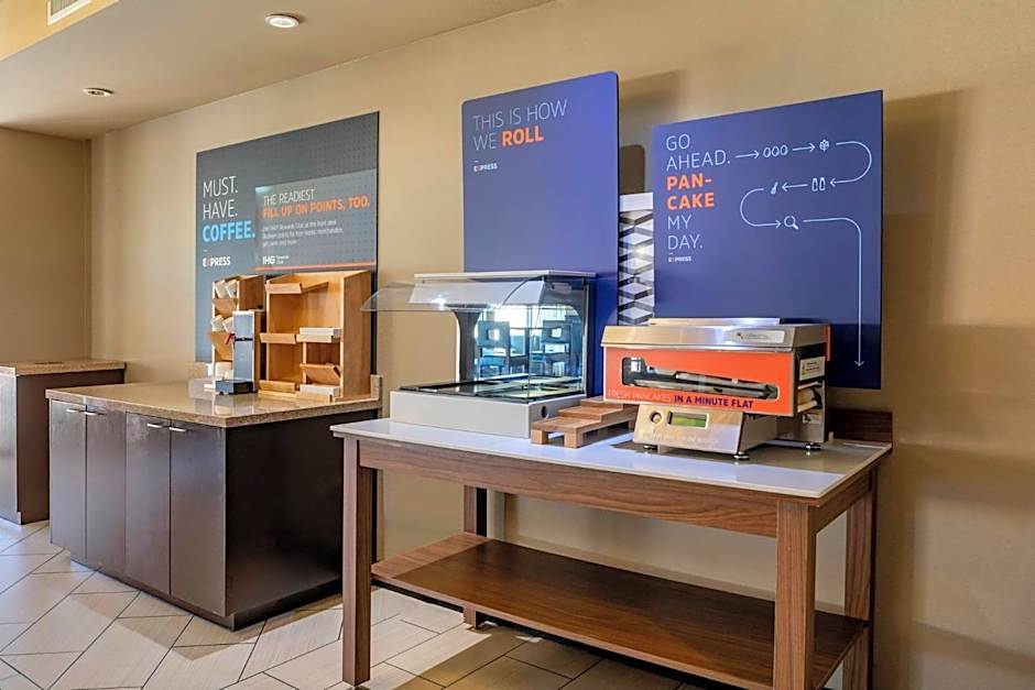 Holiday Inn Express & Suites Indio - Coachella Valley By IHG