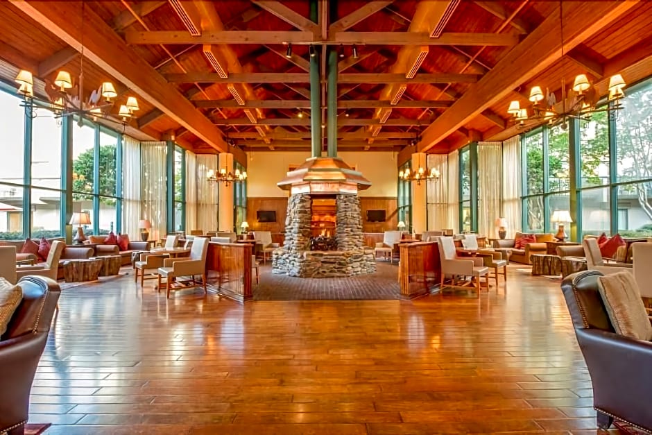 Cabot Lodge Jackson North