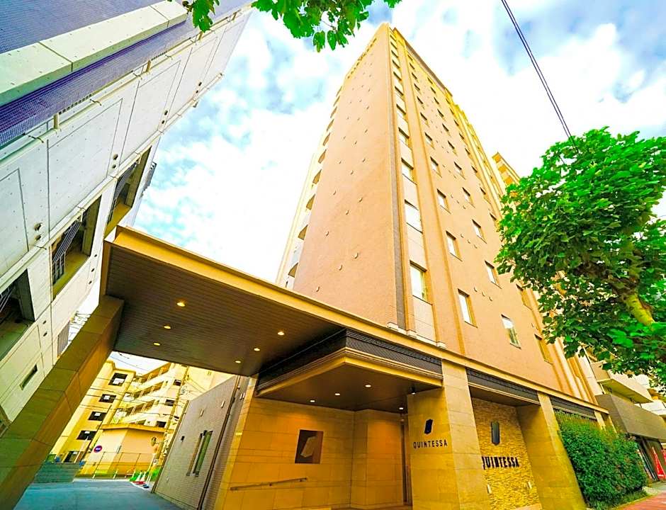 Quintessa Hotel Tokyo Haneda Comic and Books