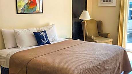2 Bed Suite with Kitchenette Nonsmoking