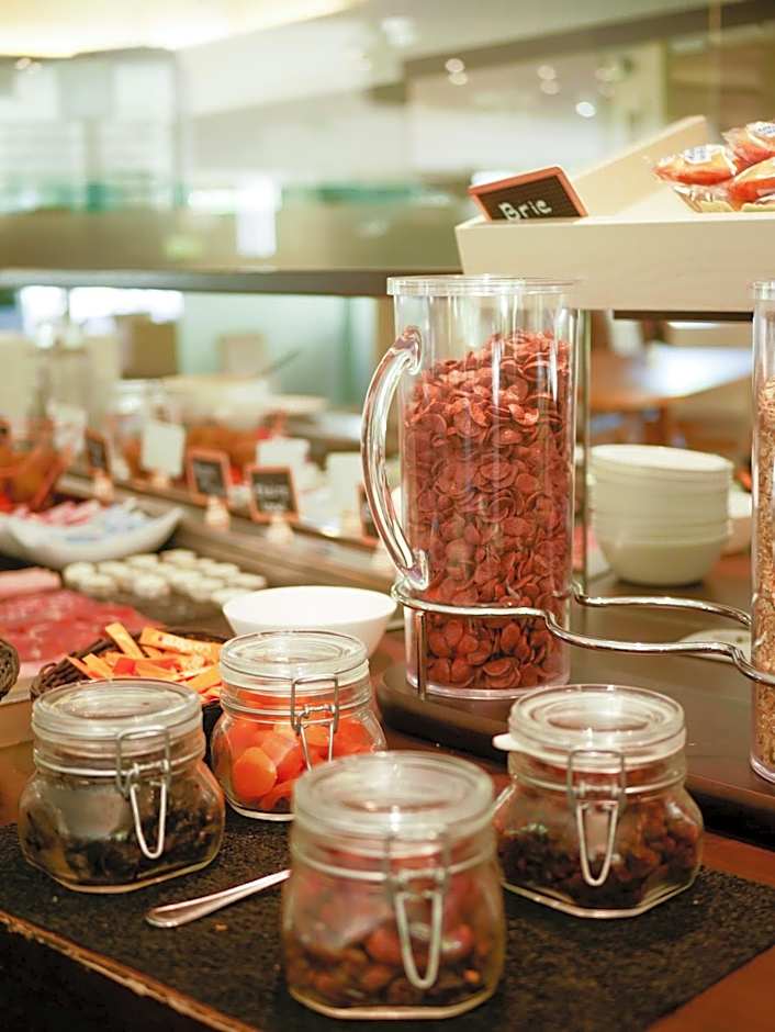 Best Western Le Bois De La Marche