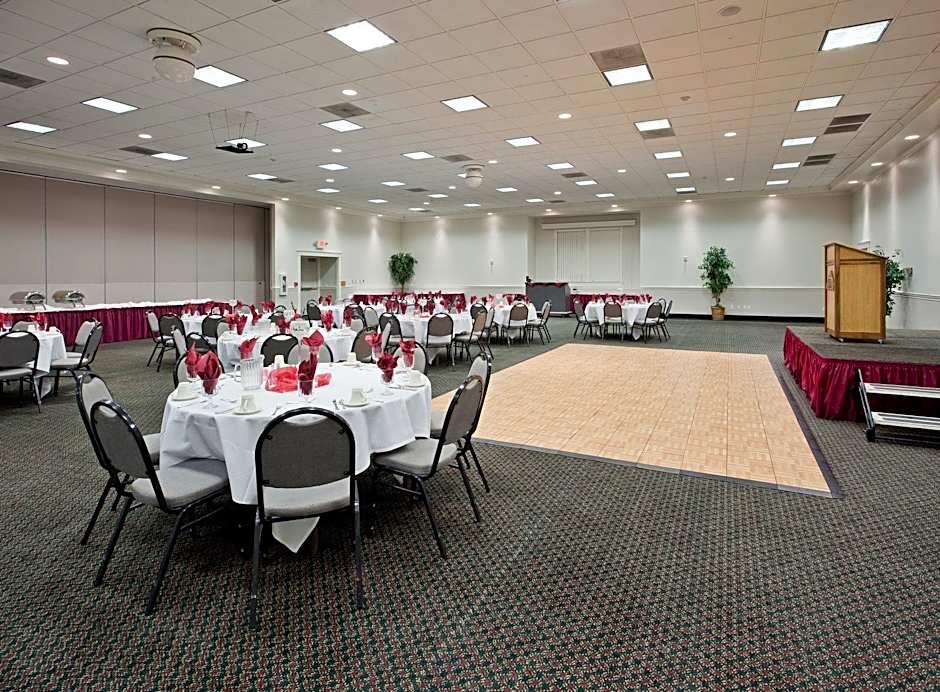 Holiday Inn Redding By IHG
