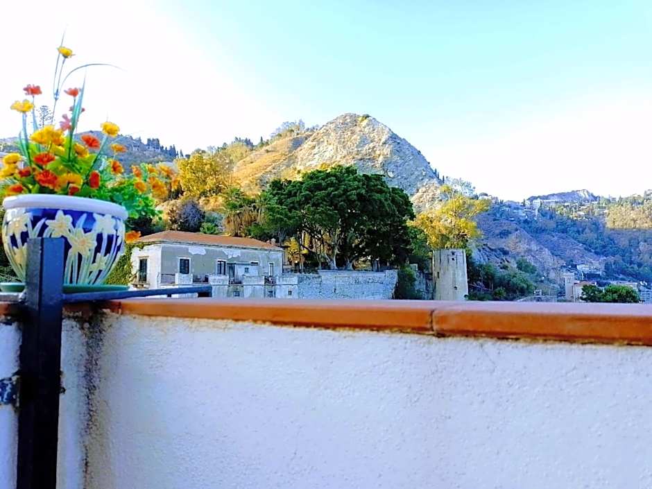 Hotel Pensione Cundari