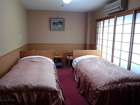 Twin Room with Private Toilet