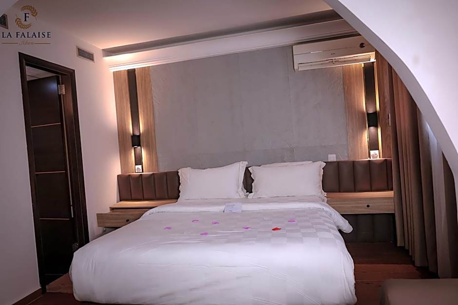 Hotel Résidence La Falaise