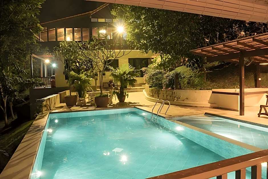 De Serenity - Exclusive Jungle Retreat