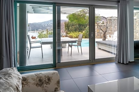 One bedroom villa with private pool - sea view