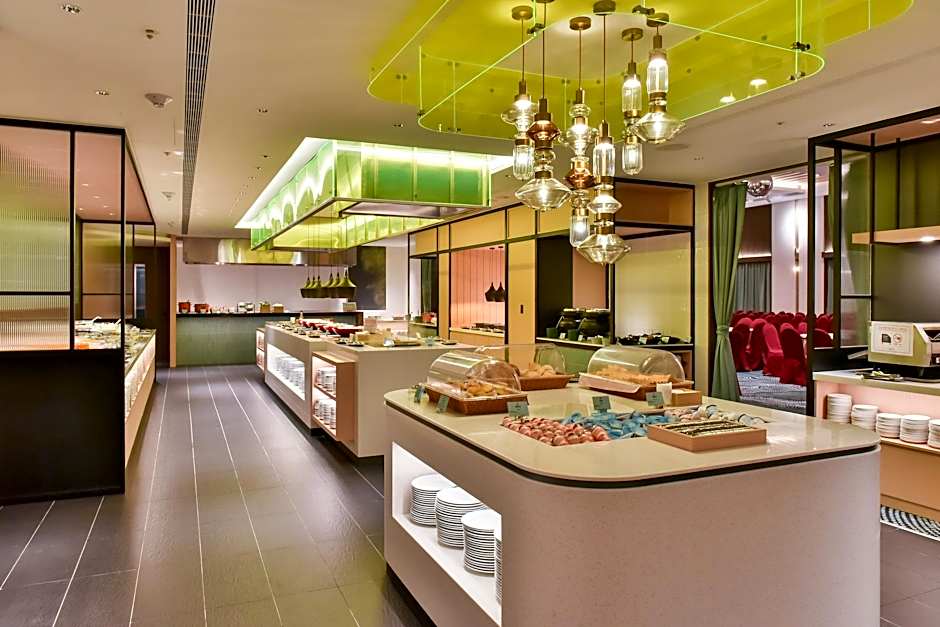 Holiday Inn Taoyuan Airport By IHG