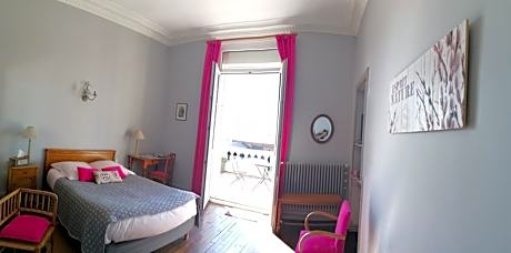 Triple Room with Private External Bathroom