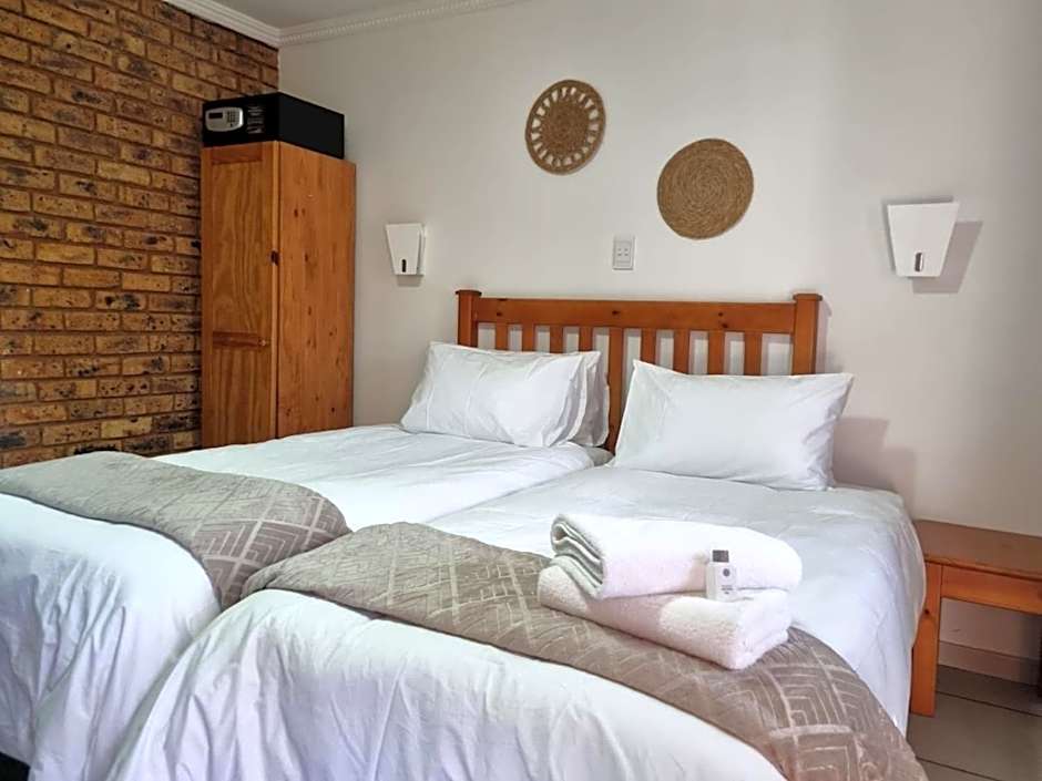 Airport Inn Bed and Breakfast