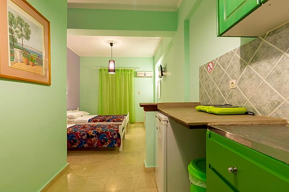 Ni-Mar Studios & Apartments