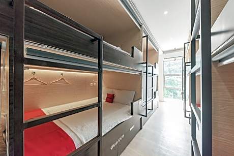 RedDoorz @ Capsule Inn Teuku Umar