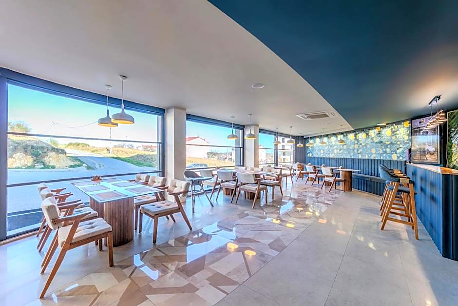 Heaven Premium Airport Hotel