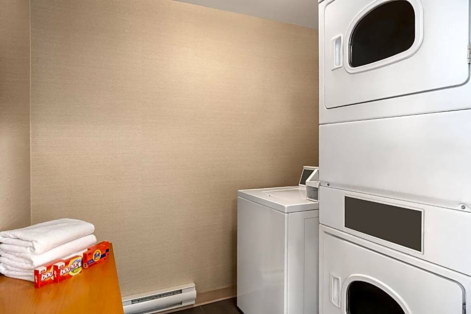 Holiday Inn Express Vancouver Airport-Richmond By IHG