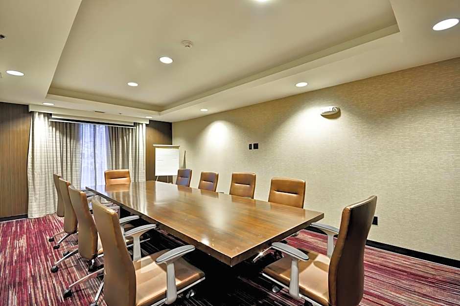 Courtyard by Marriott Jacksonville Airport Northeast