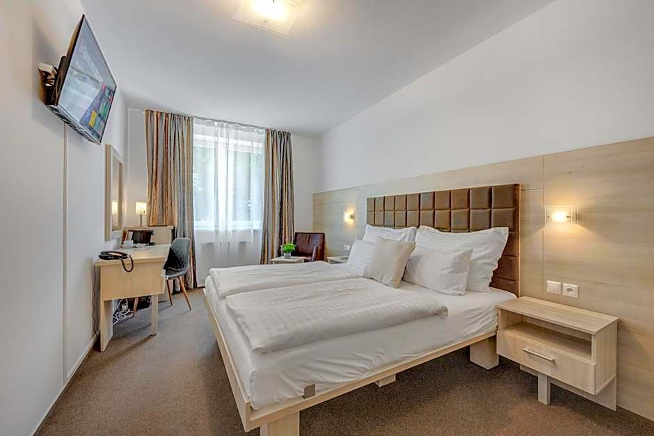 Hotel Antares