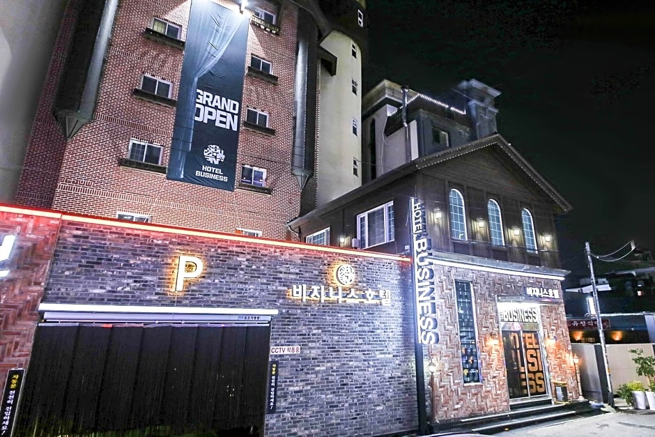 Cheonan Business Hotel