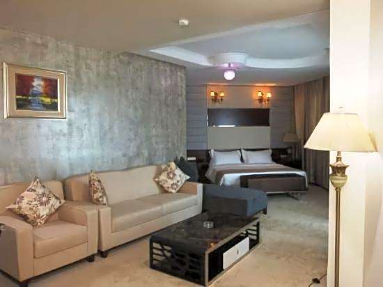 Hotel El Khayem