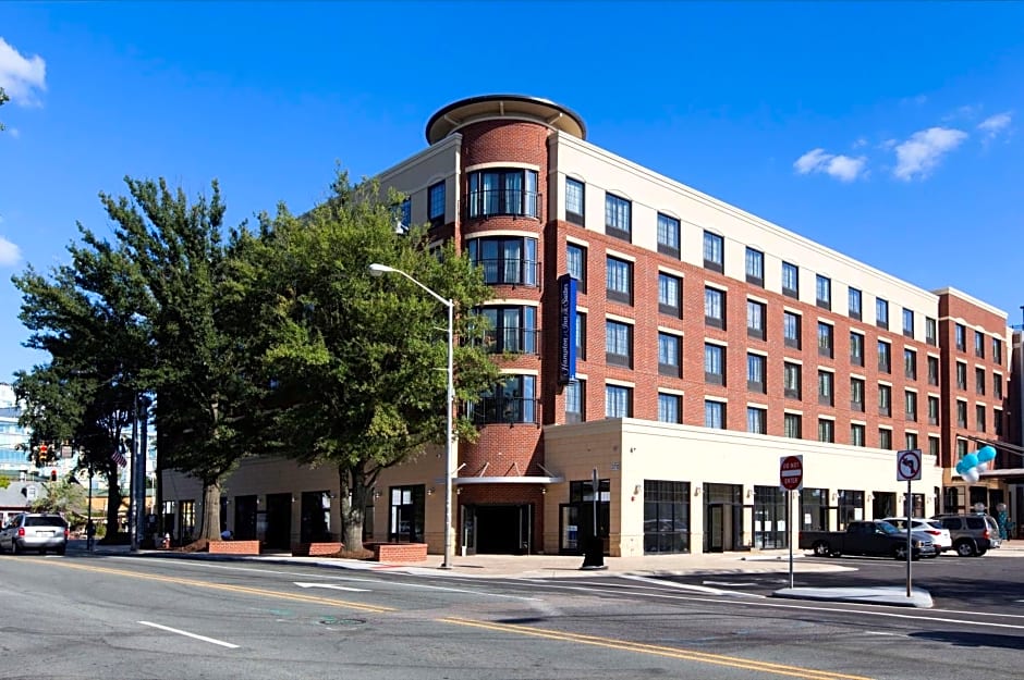 Hampton Inn By Hilton & Suites Chapel Hill/Carrboro